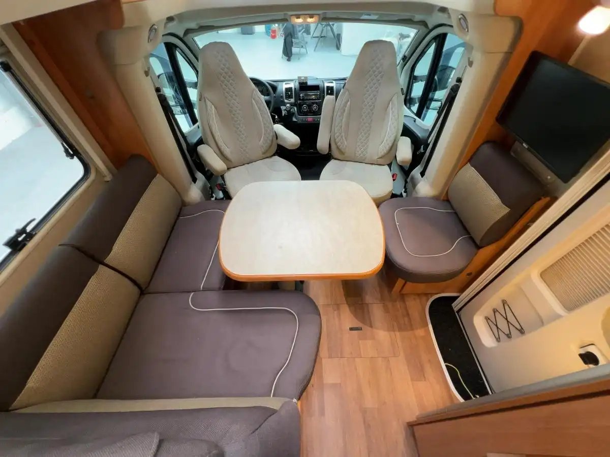 HYMER-ERIBA T 588 SL  - Ansicht 8